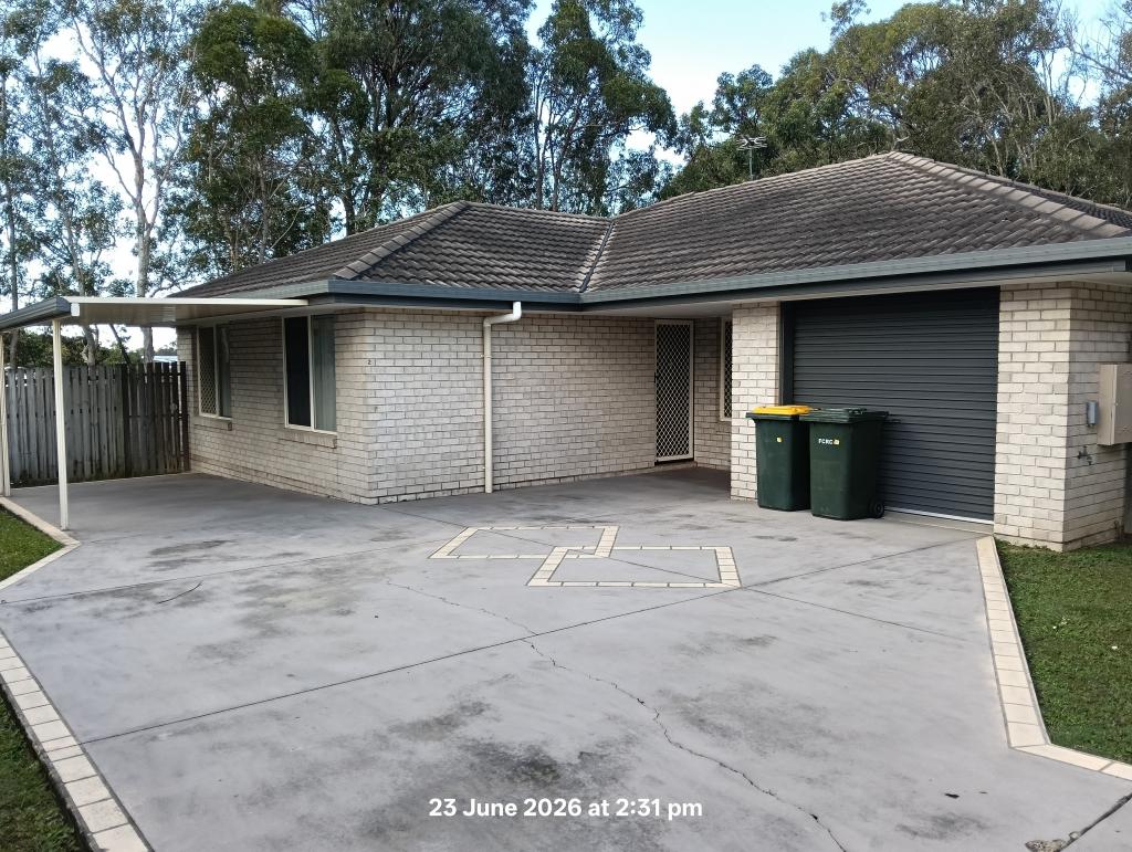 2/10 Daintree Dr, Urangan, QLD 4655