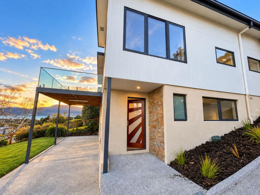1/64 Waverley St, Bellerive, TAS 7018