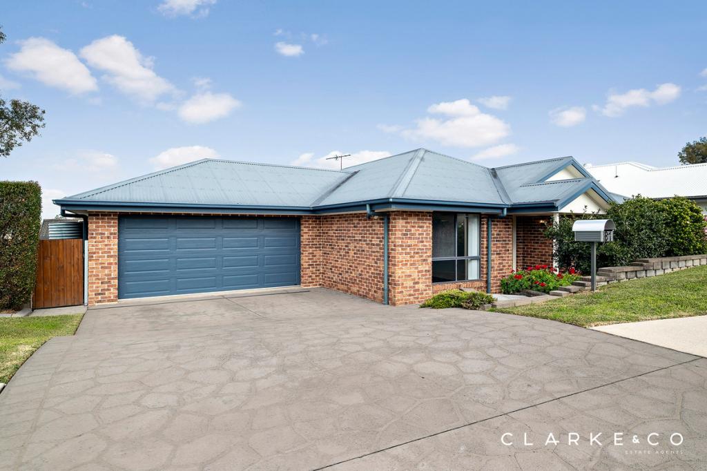81 LARGS AVE, LARGS, NSW 2320