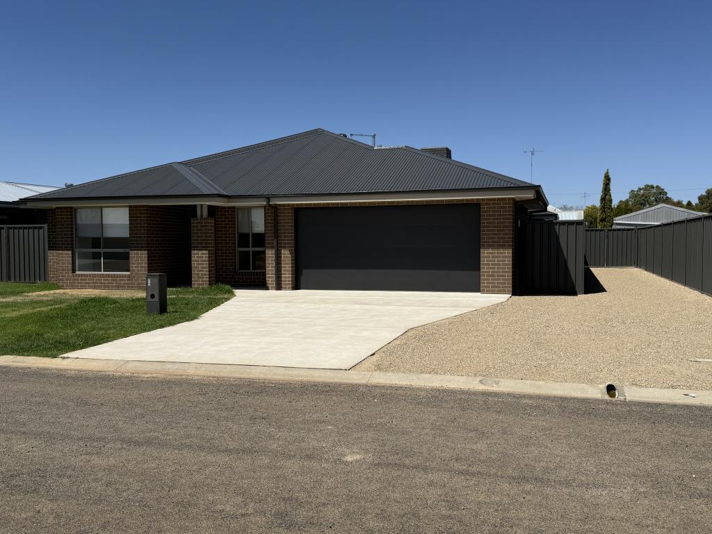 22a Lewis Cres, Finley, NSW 2713