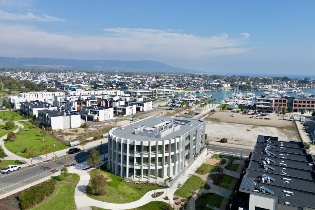 203/15 Martha Cove Bvd, Safety Beach, VIC 3936