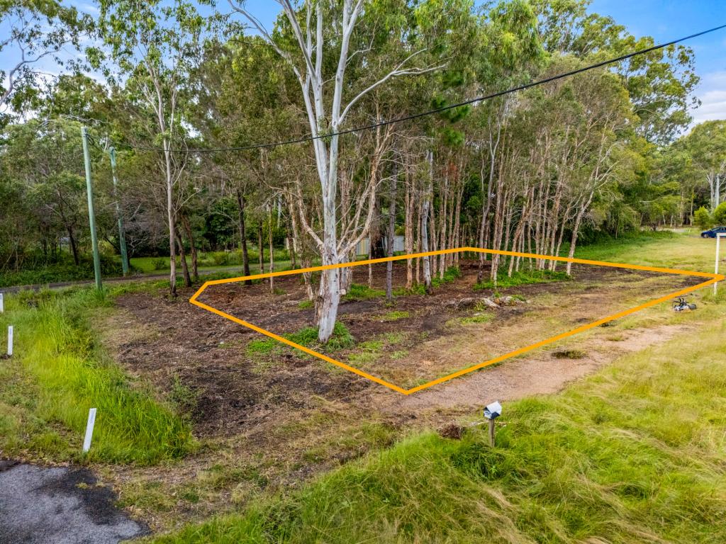 2 URSULA ST, RUSSELL ISLAND, QLD 4184