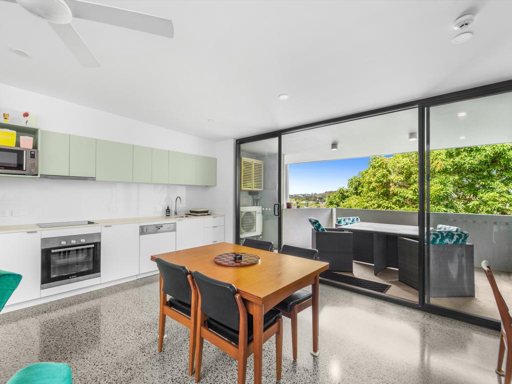 202/27 Ekibin Rd, Annerley, QLD 4103