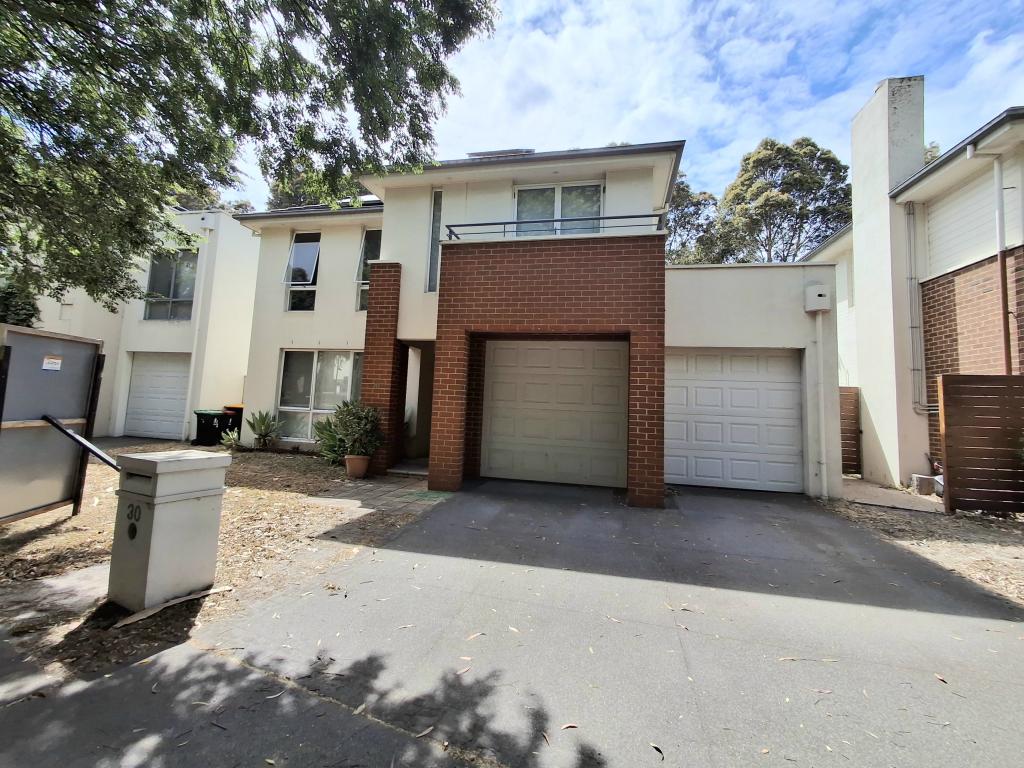 30 Royal Troon Ave, Heatherton, VIC 3202
