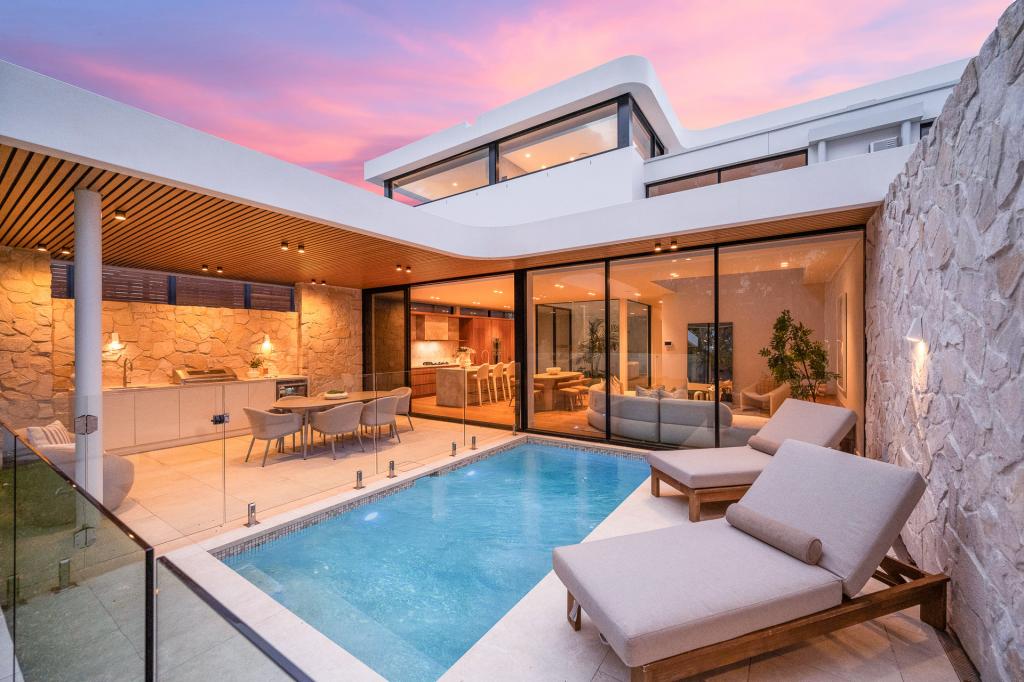 12B BINAVILLE AVE, BURRANEER, NSW 2230