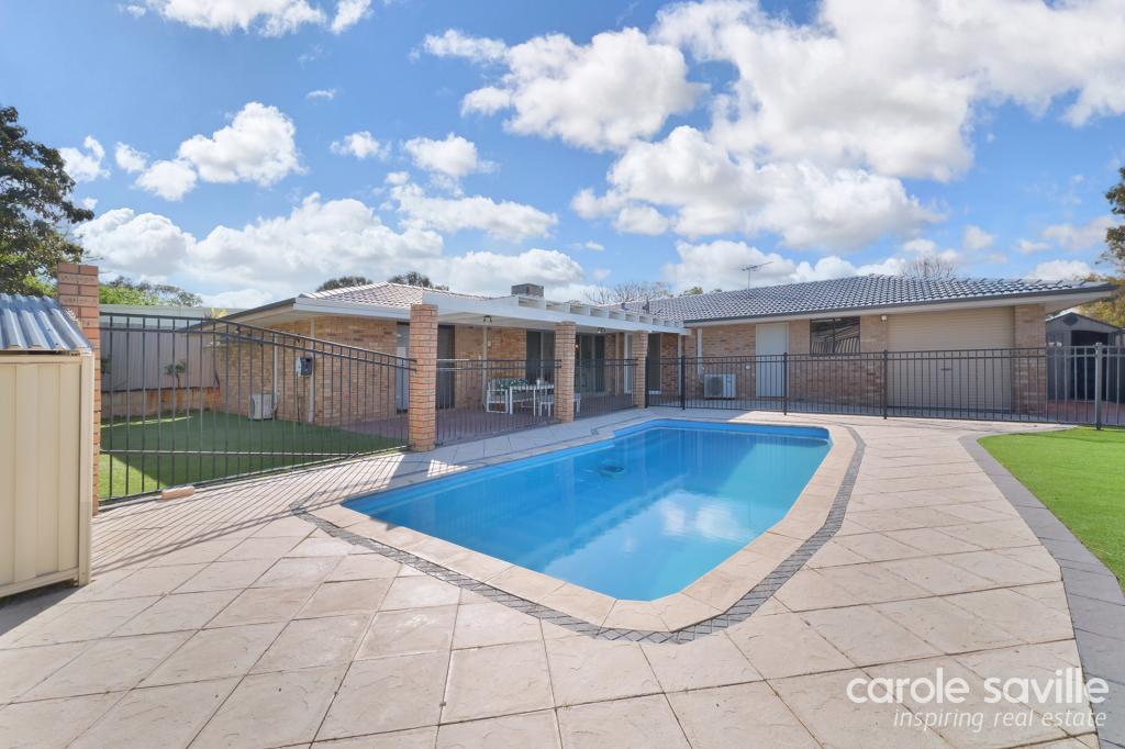 17 Halidon St, Kingsley, WA 6026