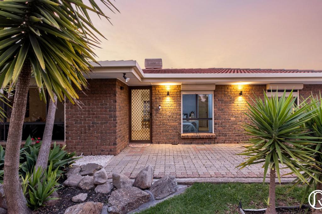 15 Barton Cres, Burton, SA 5110