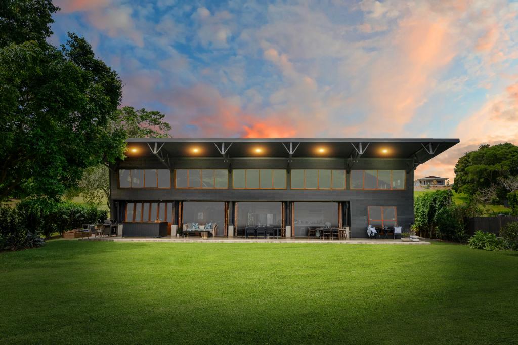 6 Williams Ave, Yungaburra, QLD 4884