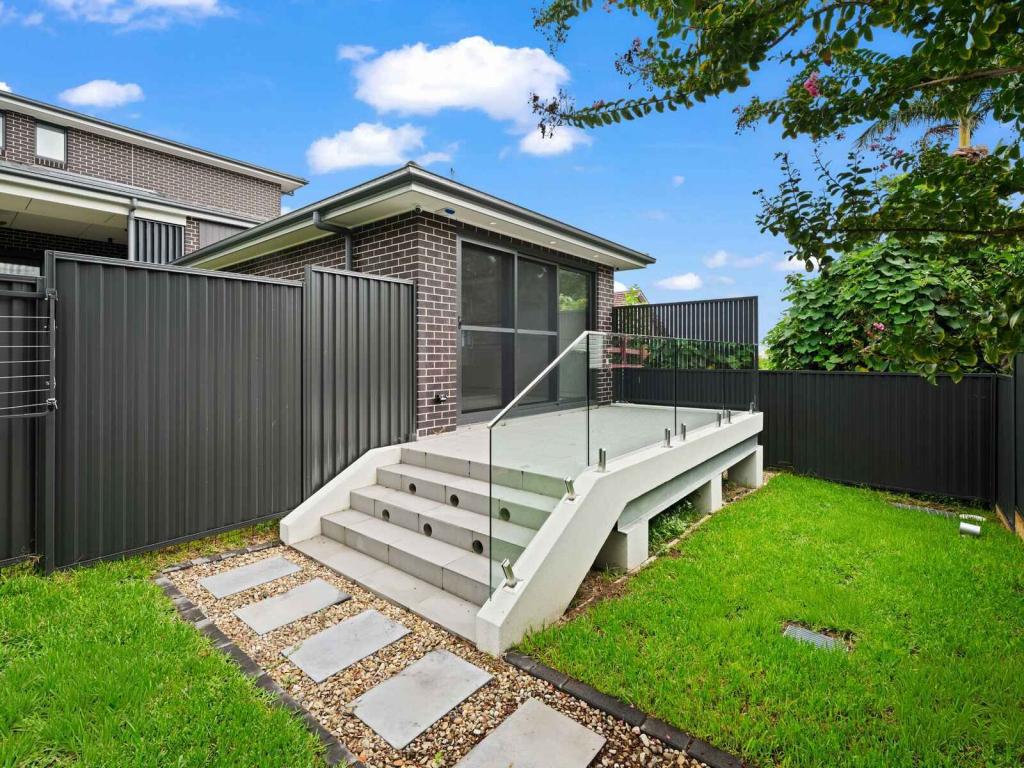 1a Allan Ave, Ryde, NSW 2112