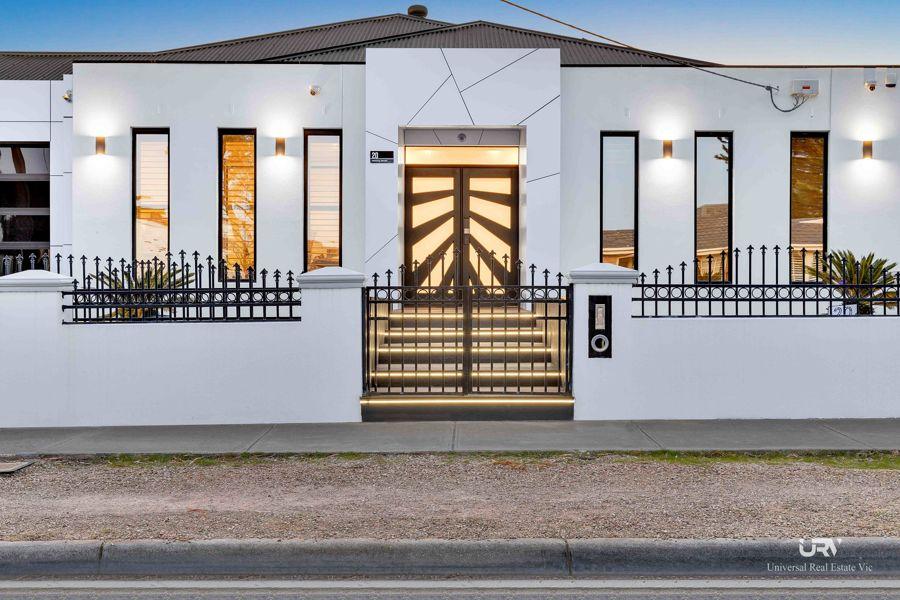 20 WOKING ST, CRAIGIEBURN, VIC 3064