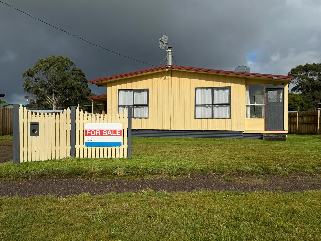 21 Westwood St, Zeehan, TAS 7469