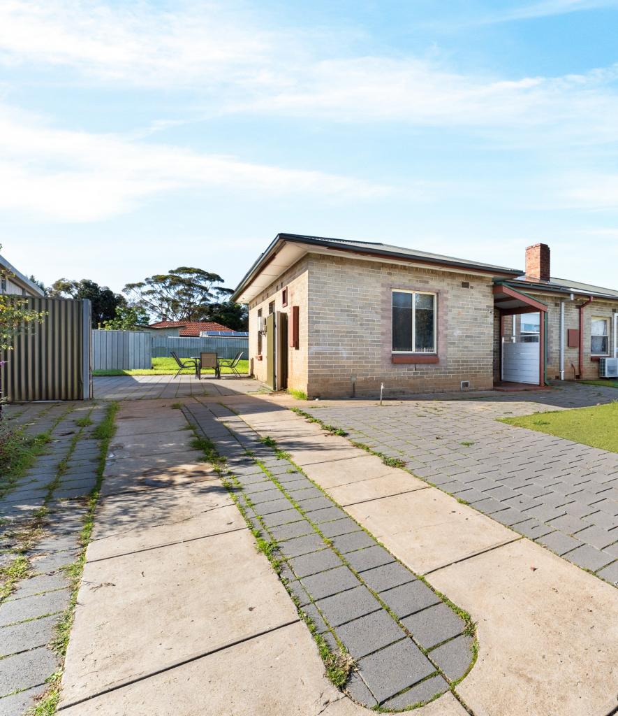 17 Richardson Rd, Elizabeth South, SA 5112