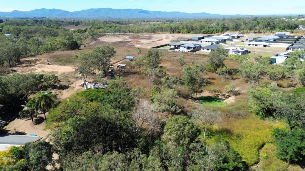 30 Peters St, Mareeba, QLD 4880