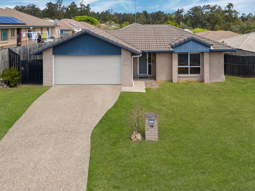 19 Honeywood Dr, Fernvale, QLD 4306