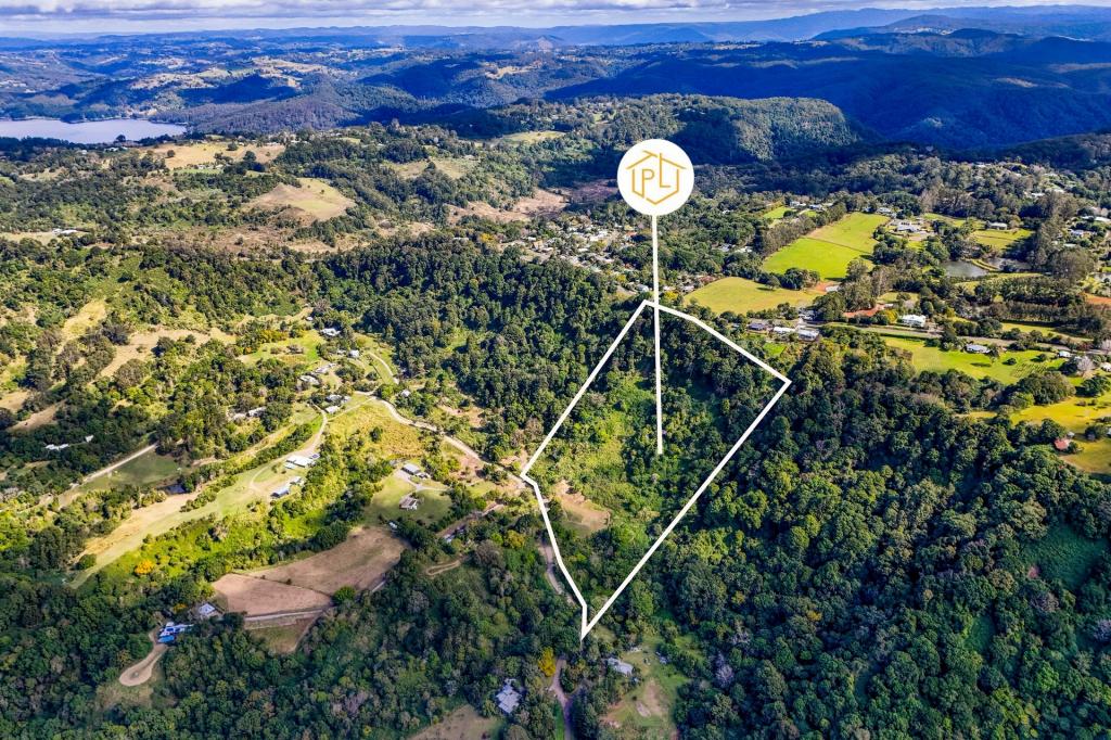 900 HUNCHY RD, HUNCHY, QLD 4555