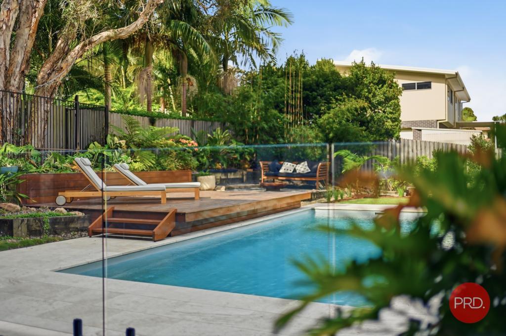 5 GUMTREE GLEN, SAPPHIRE BEACH, NSW 2450