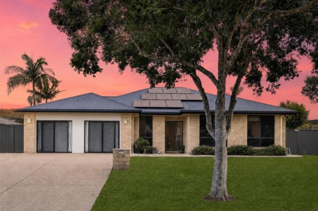 29 Maddock Ave, Mooloolah Valley, QLD 4553