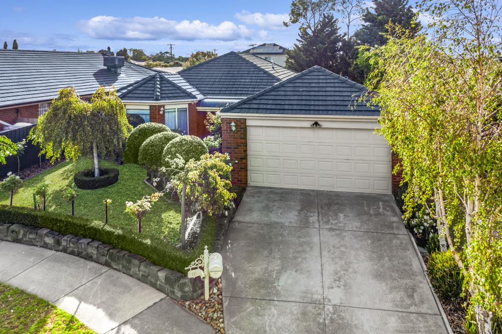 16 SKYLARK CT, LARA, VIC 3212