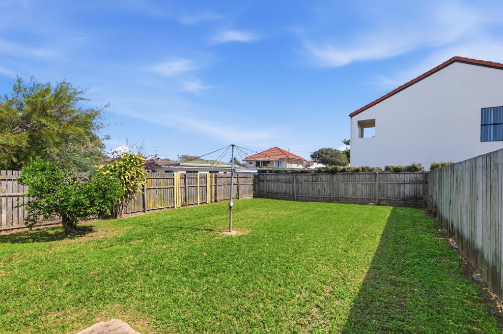 131 Oxley Ave, Woody Point, QLD 4019