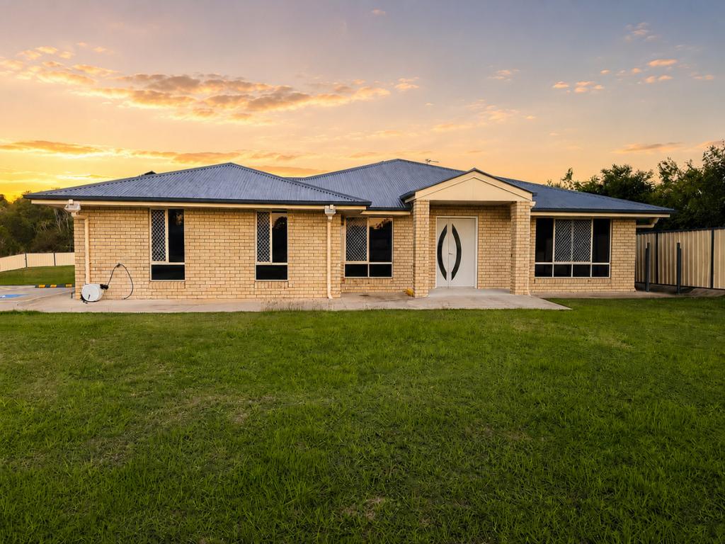 35 Rutherford Rd, Withcott, QLD 4352