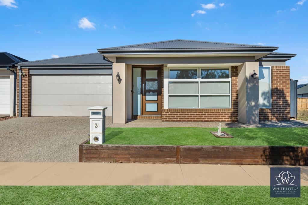 3 Selbourne St, Strathtulloh, VIC 3338