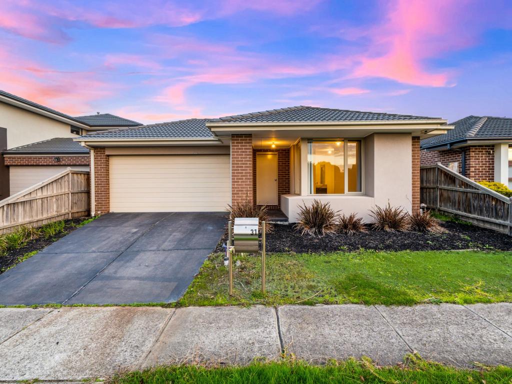 31 Maeve Cct, Clyde North, VIC 3978