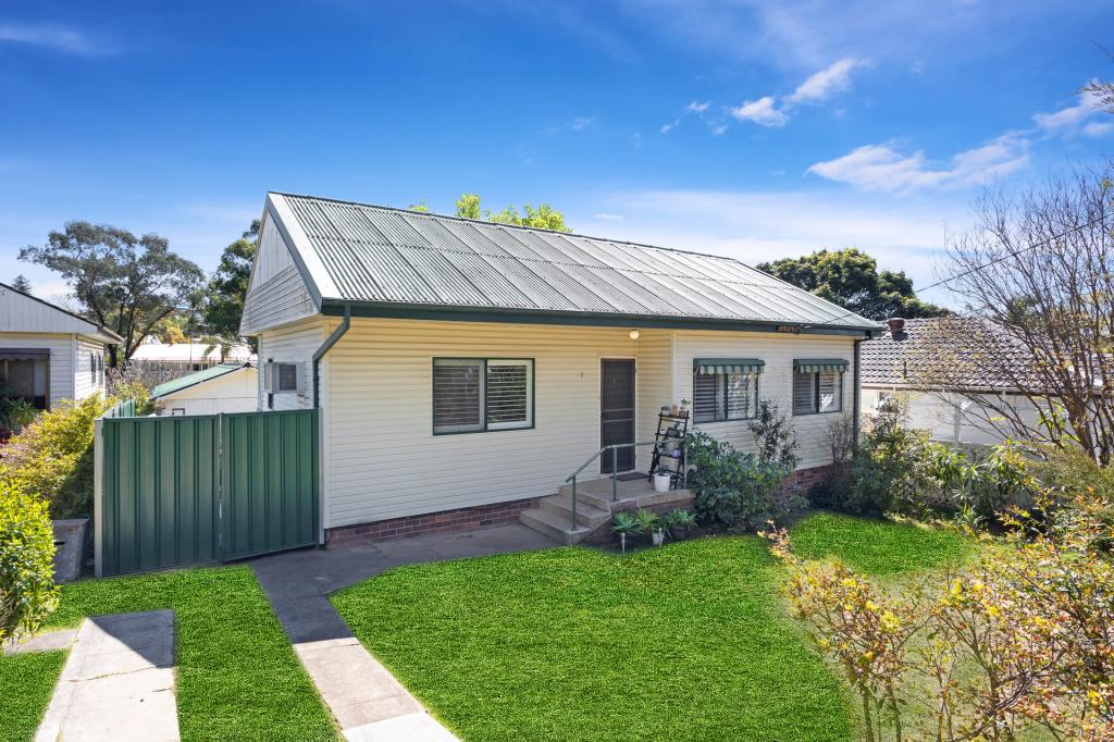 2 Lee St, Seven Hills, NSW 2147