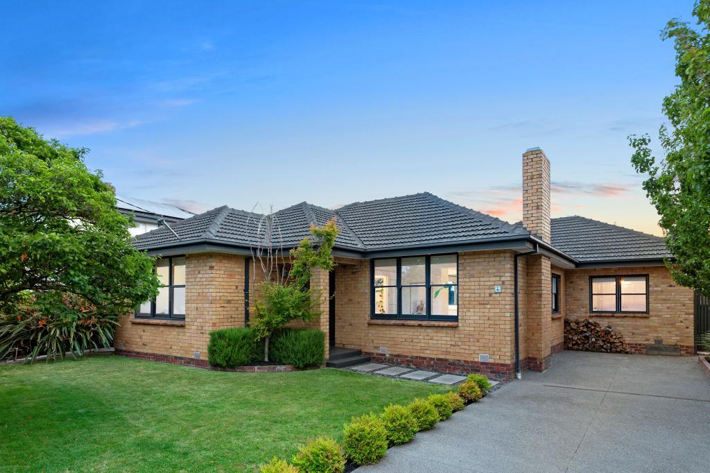 4 Warren Rd, Cheltenham, VIC 3192