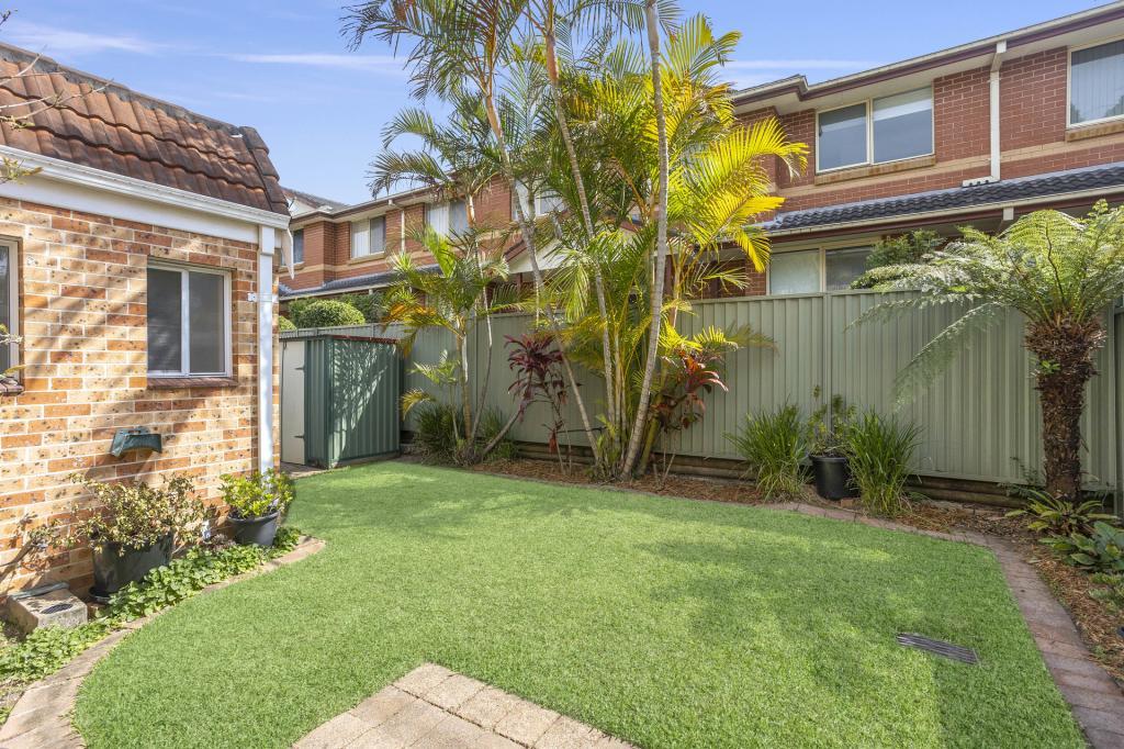 2/96 Kingsway, Woolooware, NSW 2230