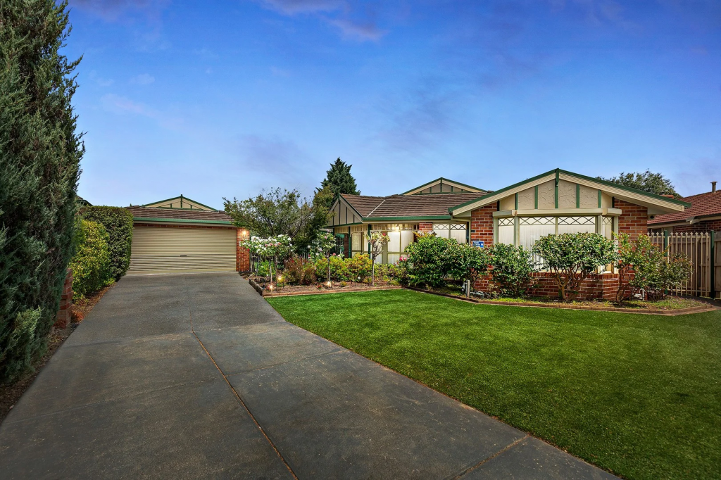 14 Luke Ct, Frankston South, VIC 3199