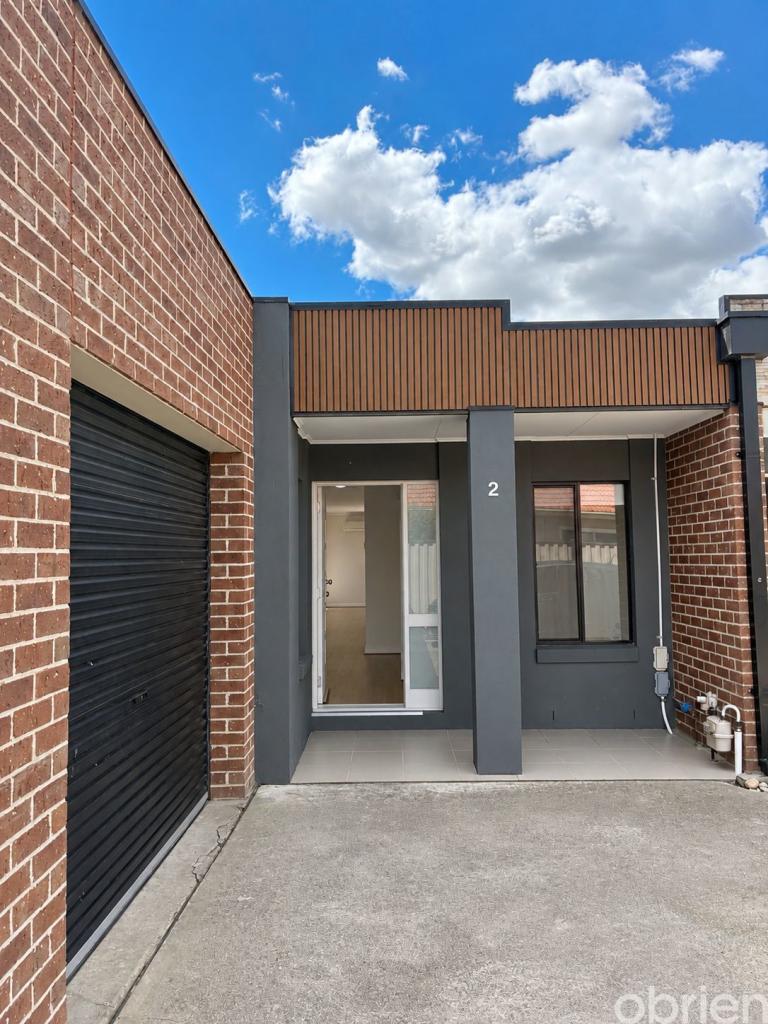 2/114 Biggs St, St Albans, VIC 3021