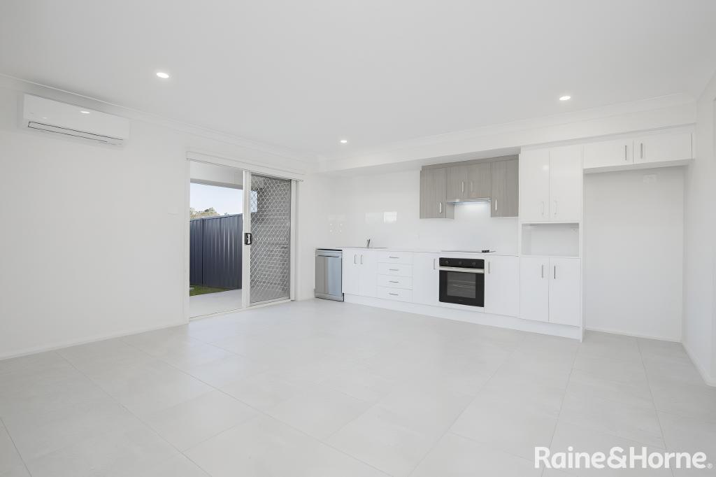 2/17 Leyland Cct, Lochinvar, NSW 2321