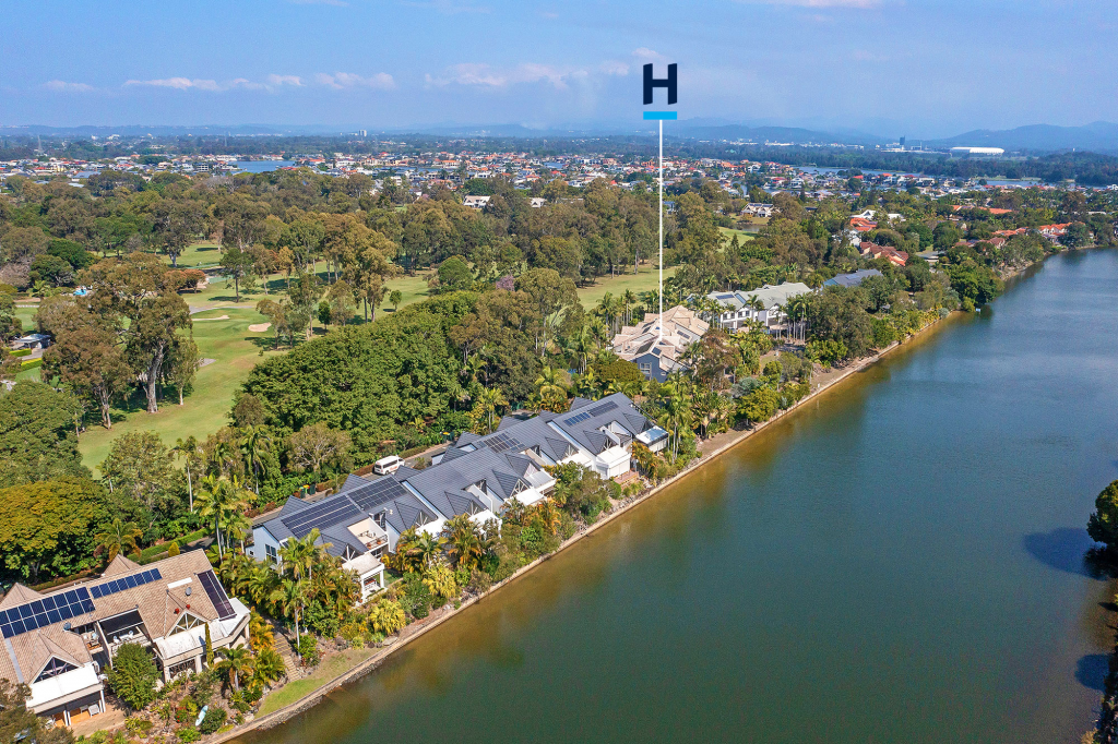 5 Bristol Fry/125 Santa Cruz Bvd, Clear Island Waters, QLD 4226