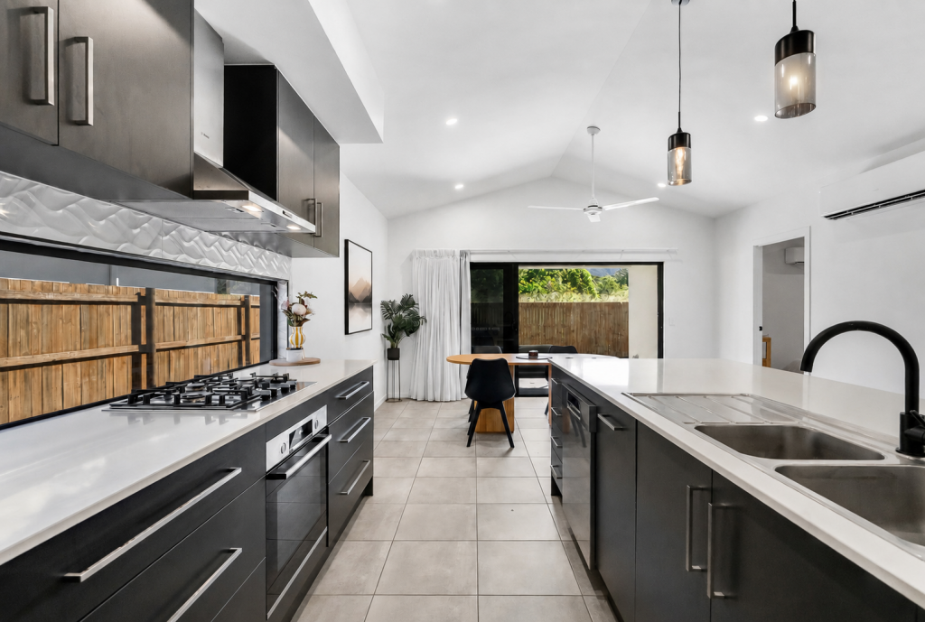54 Whyambeel Ch, Smithfield, QLD 4878