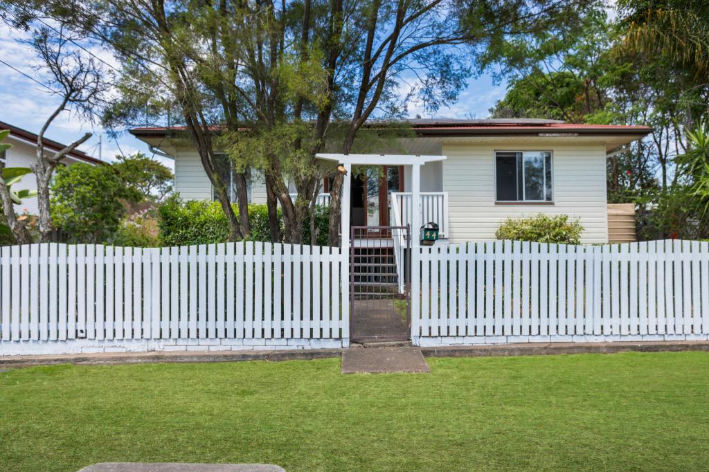 44 Bird St, Bundamba, QLD 4304