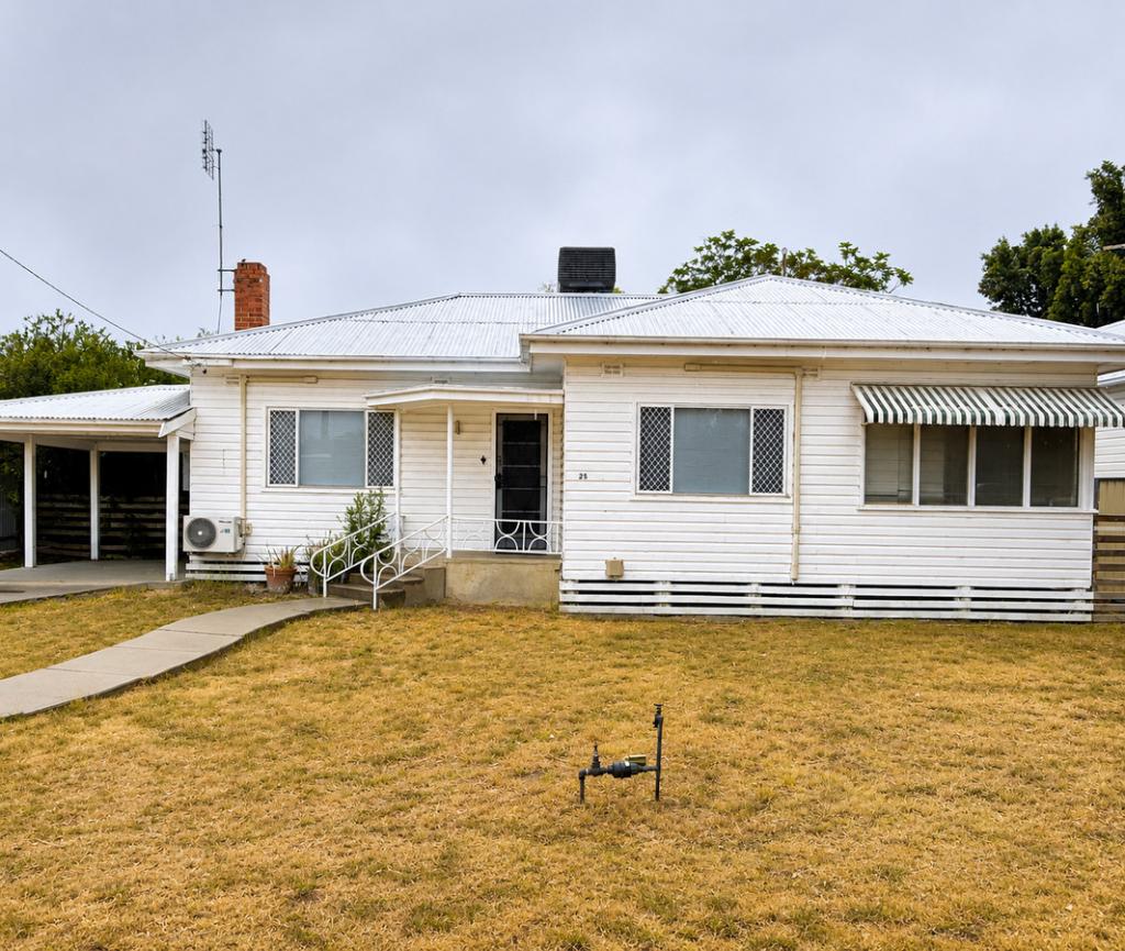 25 Belgravia St, Moree, NSW 2400