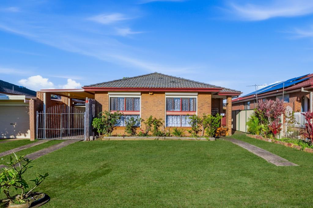 247 Copperfield Dr, Rosemeadow, NSW 2560