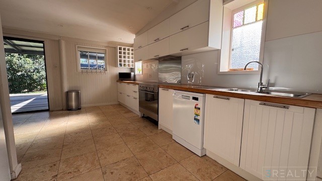 57 Ungala Rd, Blacksmiths, NSW 2281