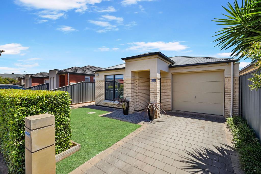 37 Cork Ave, Andrews Farm, SA 5114