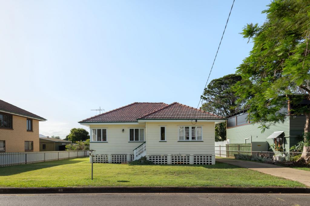 18 Lionel St, Nudgee, QLD 4014