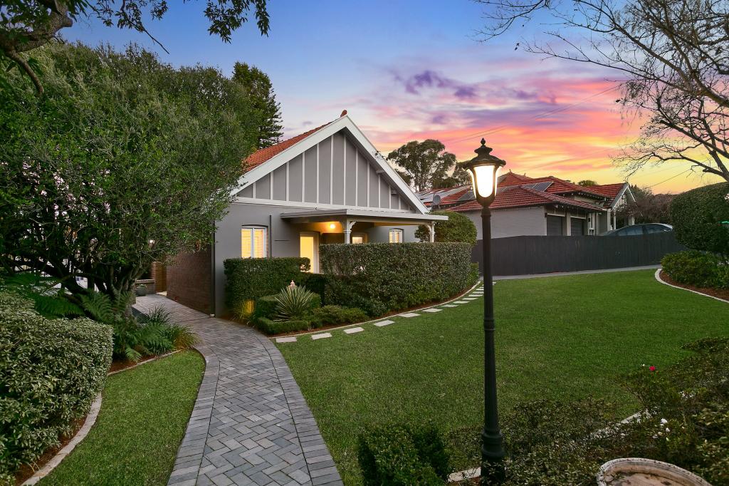 27 Mount Pleasant Ave, Normanhurst, NSW 2076