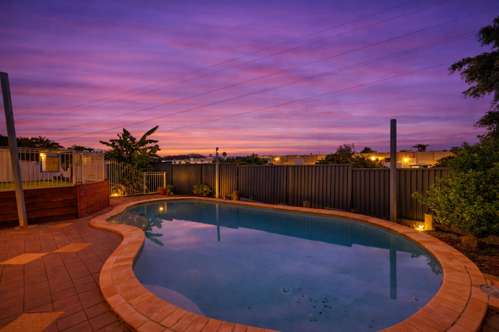 17 Paul Ct, Carrara, QLD 4211