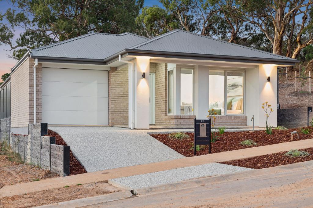 25 OAKEN ST, MOUNT BARKER, SA 5251