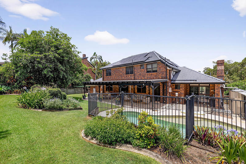 16 Turnberry Cres, Albany Creek, QLD 4035