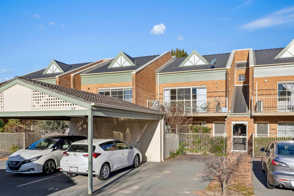37/42 Jerrabomberra Ave, Narrabundah, ACT 2604