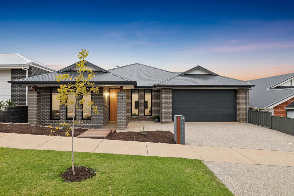 38 Muirfield St, Mount Barker, SA 5251