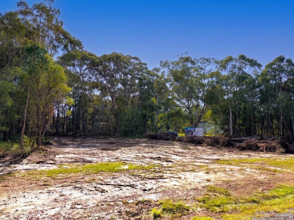 27 Magnolia St, Russell Island, QLD 4184