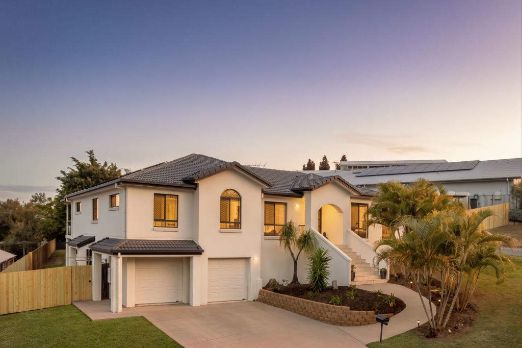 74 GIBSON CRES, BELLBOWRIE, QLD 4070
