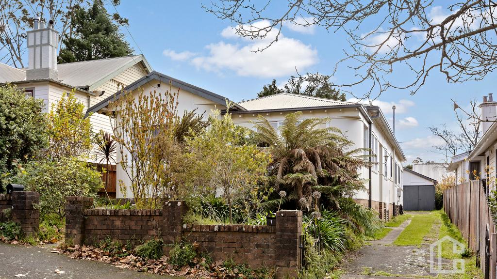 1/96 WARATAH ST, KATOOMBA, NSW 2780