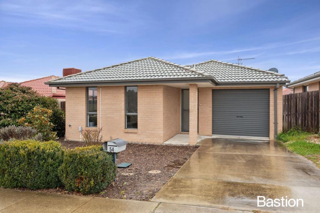 54 Hollows Cct, Macgregor, ACT 2615